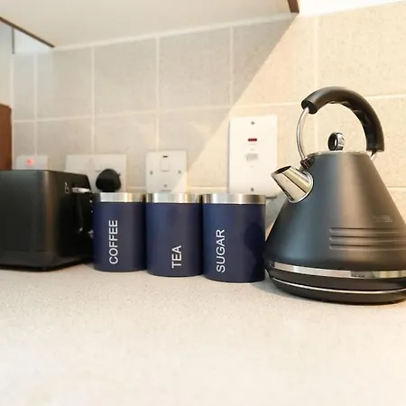 Apartamento London Oasis Flat With High-Speed Broadband And Free Parking Exterior foto