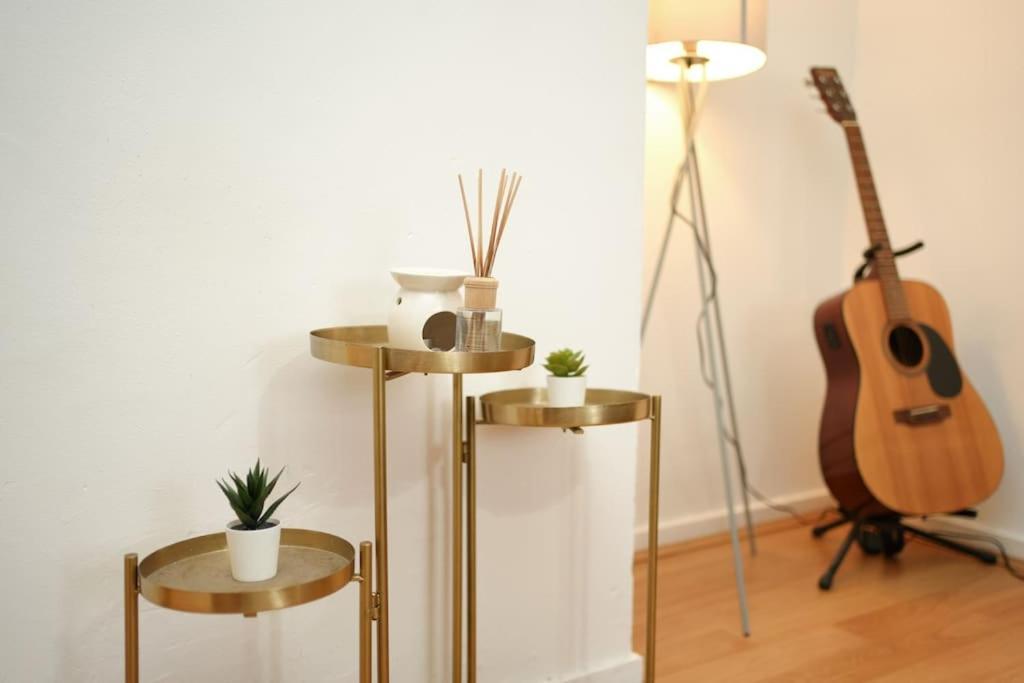 Oasis Flat With High-speed Broadband And Free Parking Apartamento *
