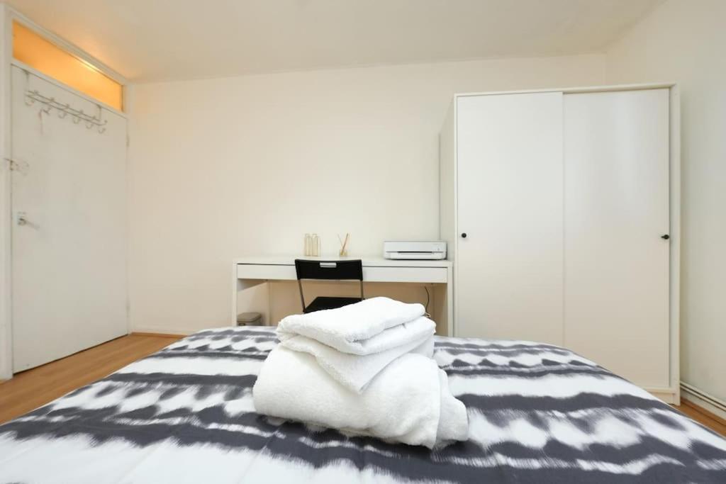 Apartamento Oasis Flat With High-speed Broadband And Free Parking