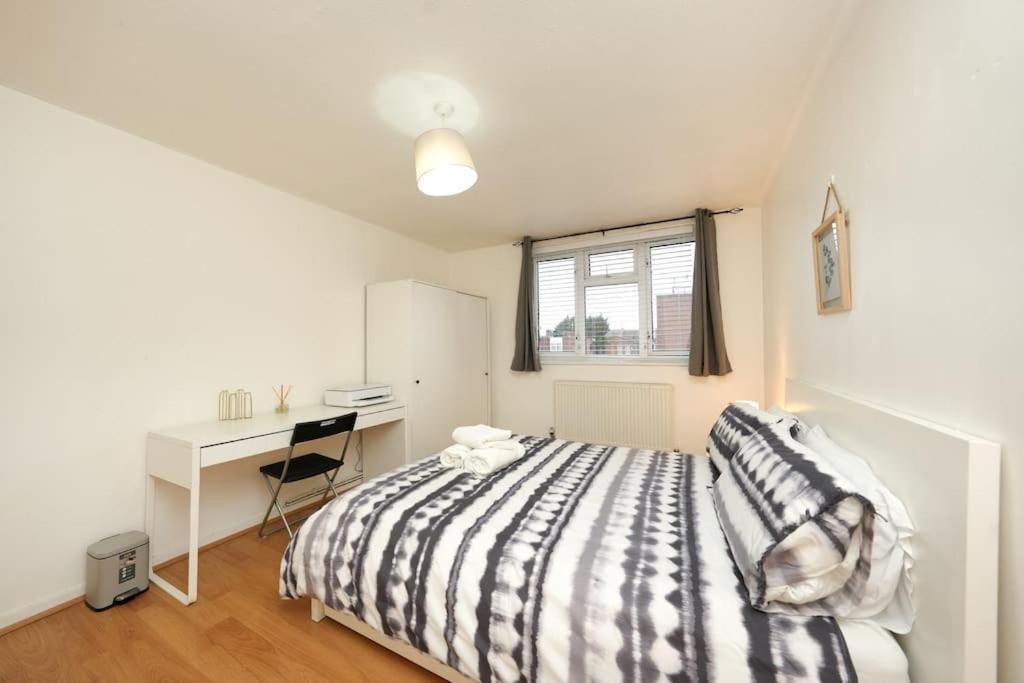 Oasis Flat With High-speed Broadband And Free Parking Apartamento Londres